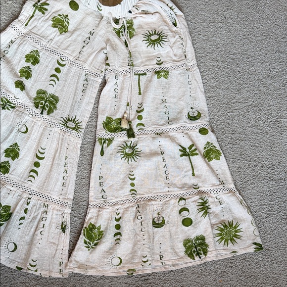 Women's set Cream and Green Patterned Wide-Leg Pants - Picture 9 of 15